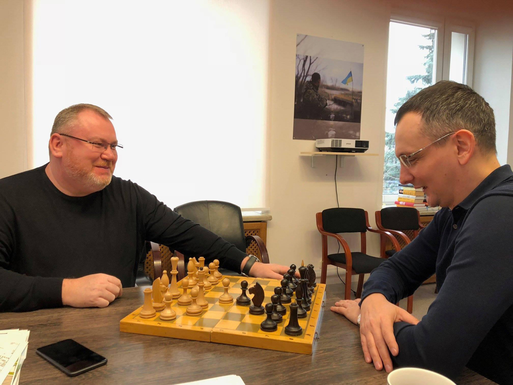 Що може зробити голова ОДА за 4 роки: досвід Валентина Резніченка